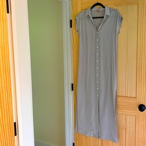 100% silk club Monaco long grey front button dress size 0